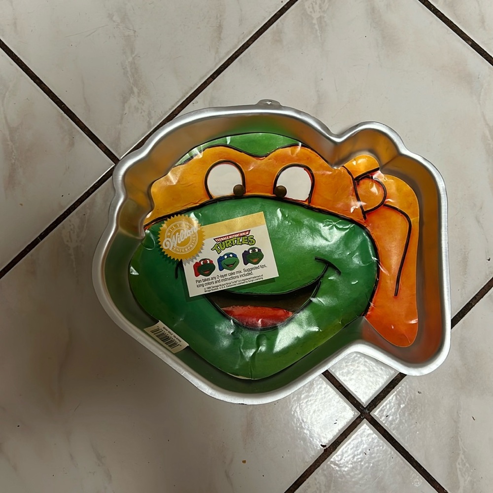 Wilton Turtles Cake Pan NWOT